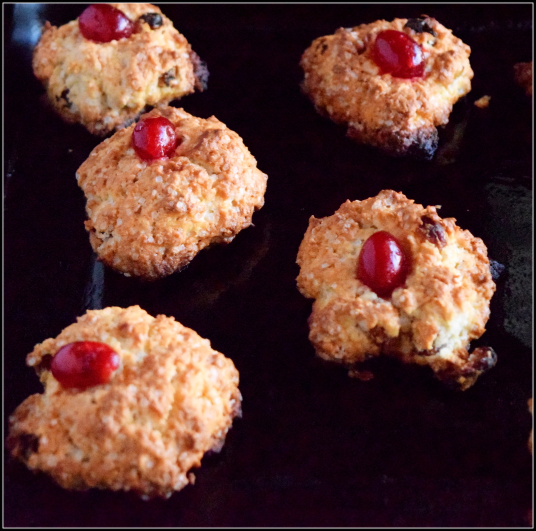 Coconut Rock Buns – Bread Therapy